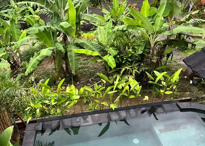 Lodge Lumbung Kembar