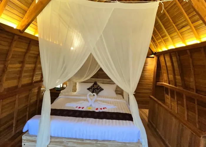Lumbung Kembar Lodge *